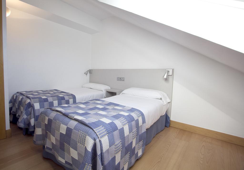 Apartamentos Sercotel Jauregui Hondarribia Exterior foto
